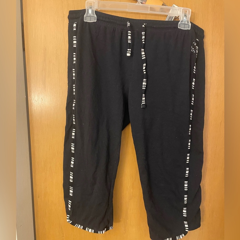 Ladies capris